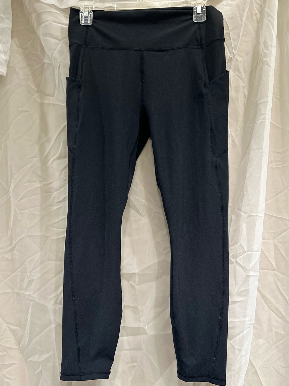 Women’s Fabletics Black PureLuxe Performance Leggings with Side Pockets
